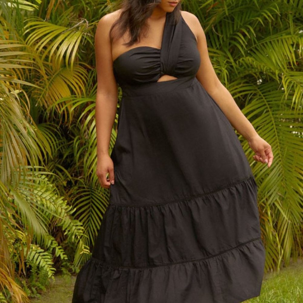 Plus Size Black One Shoulder Dress with Cutout (Sizes 18 and 20)